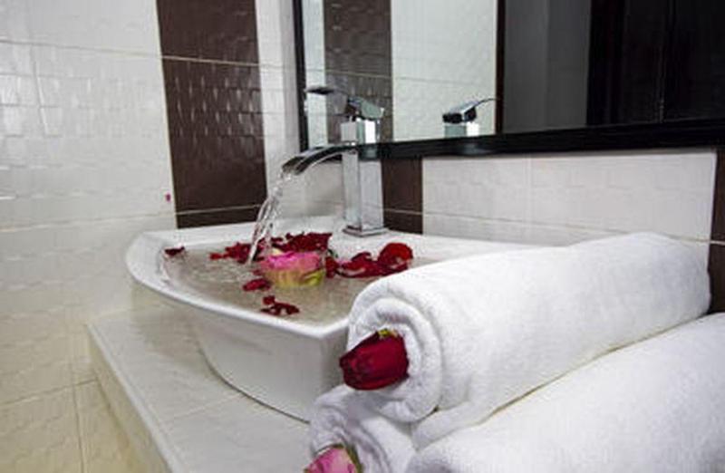 Emerald City Hotel Сиемрип Экстерьер фото